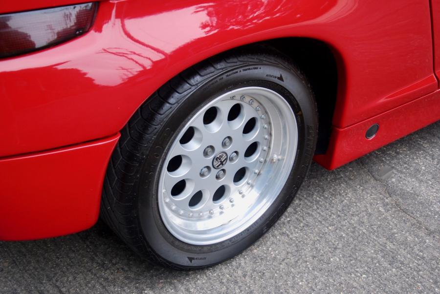 Колеса Alfa Romeo S.Z. (526) 1992 года  (фото 29 из 65)
